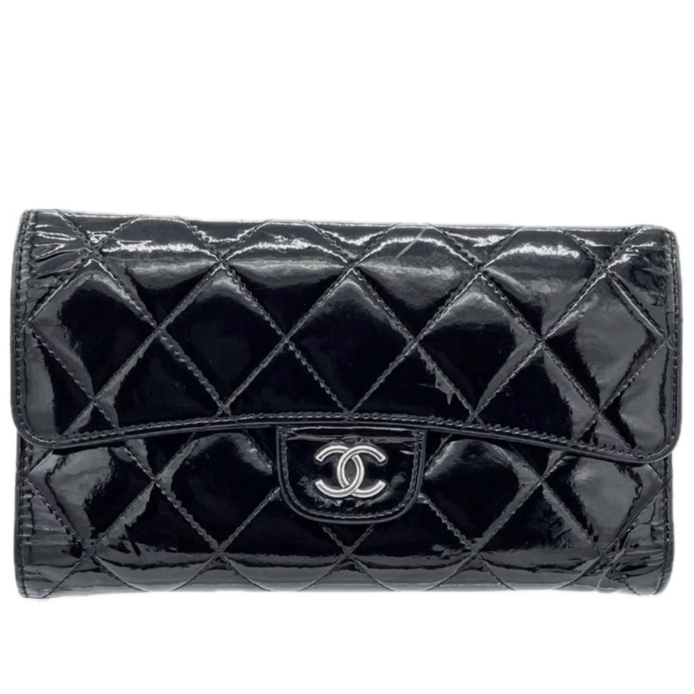 CHANEL Black Patent Quilted Wallet